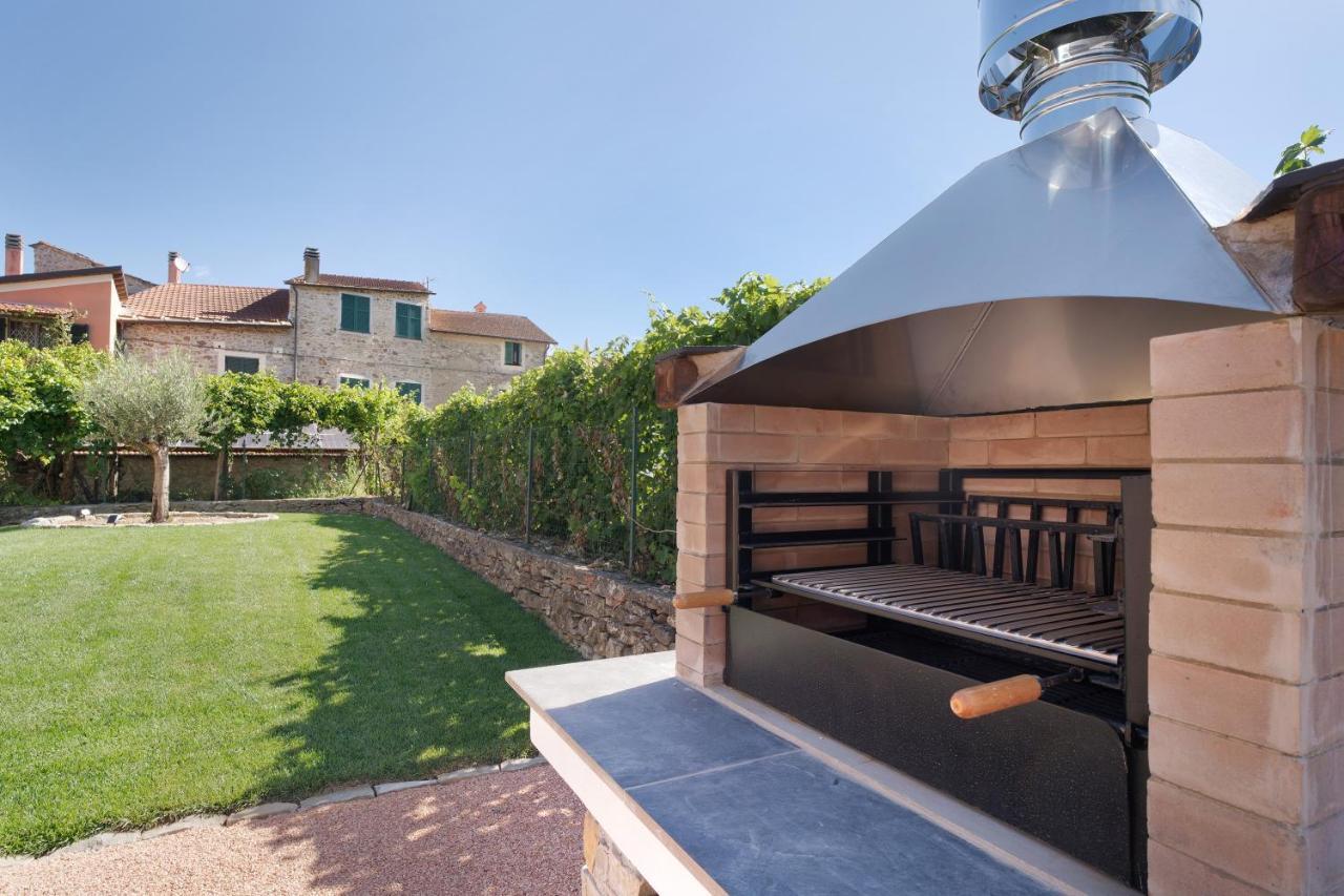 Agriturismo Il Borgo - Lavanda Villanova d'Albenga Dış mekan fotoğraf