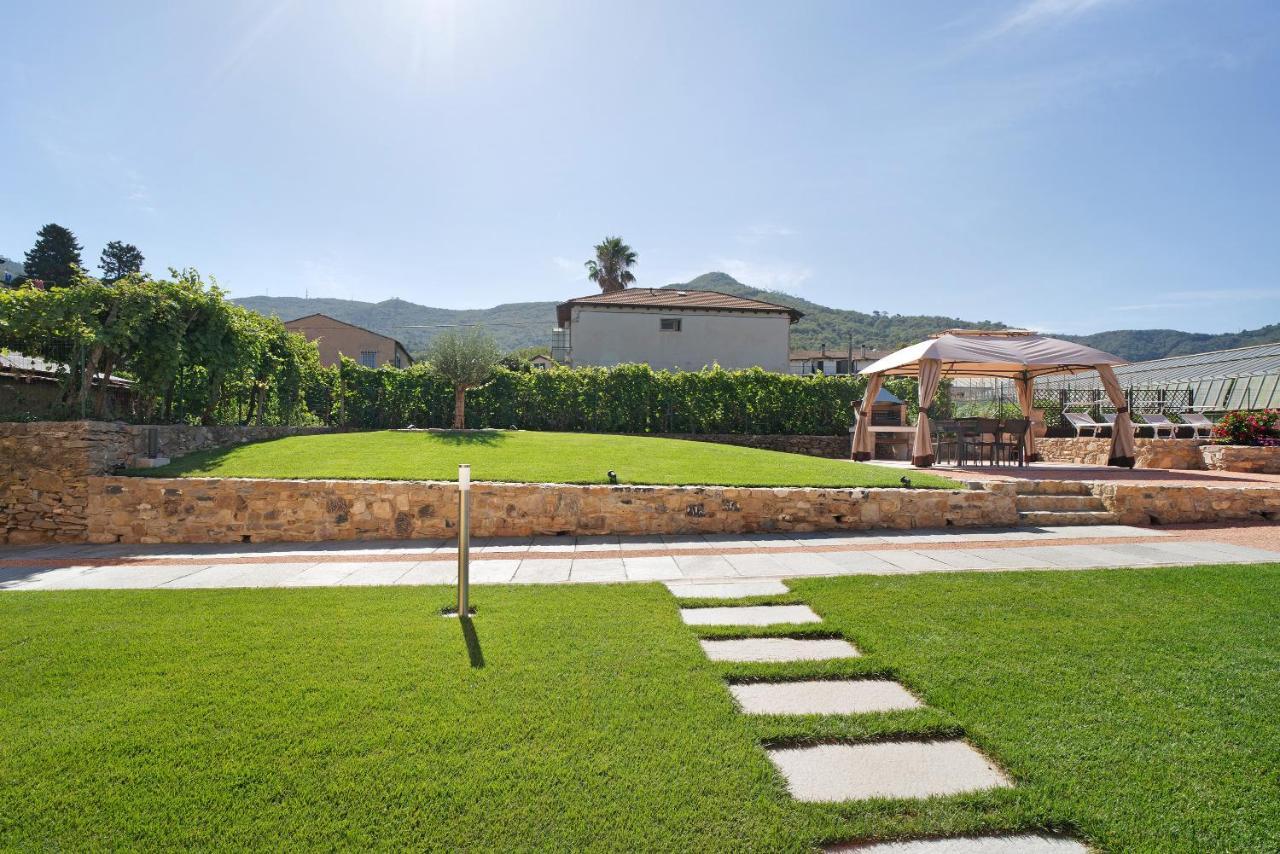 Agriturismo Il Borgo - Lavanda Villanova d'Albenga Dış mekan fotoğraf